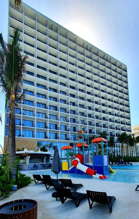 Viaggio Resort Mazatlan Exterior photo The Royal
